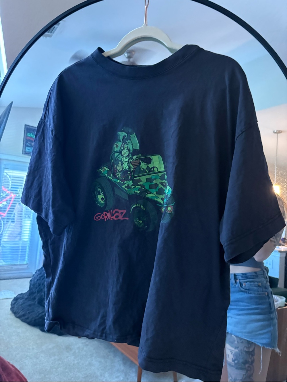 H&M gorillaz Black Tee with Green Camo Car Graphic